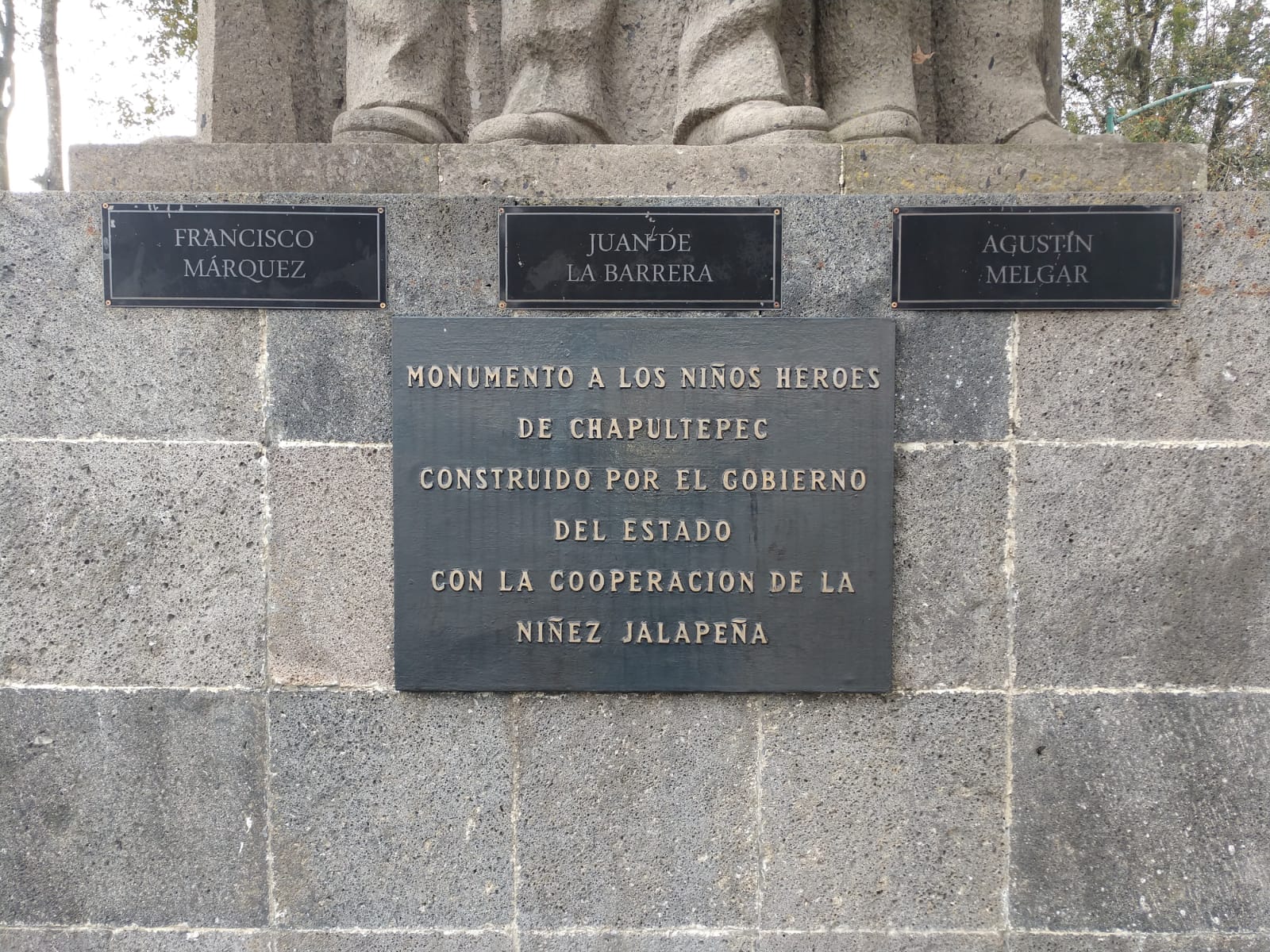 La imagen tiene un atributo ALT vacío; su nombre de archivo es monumentosninosh2.jpeg